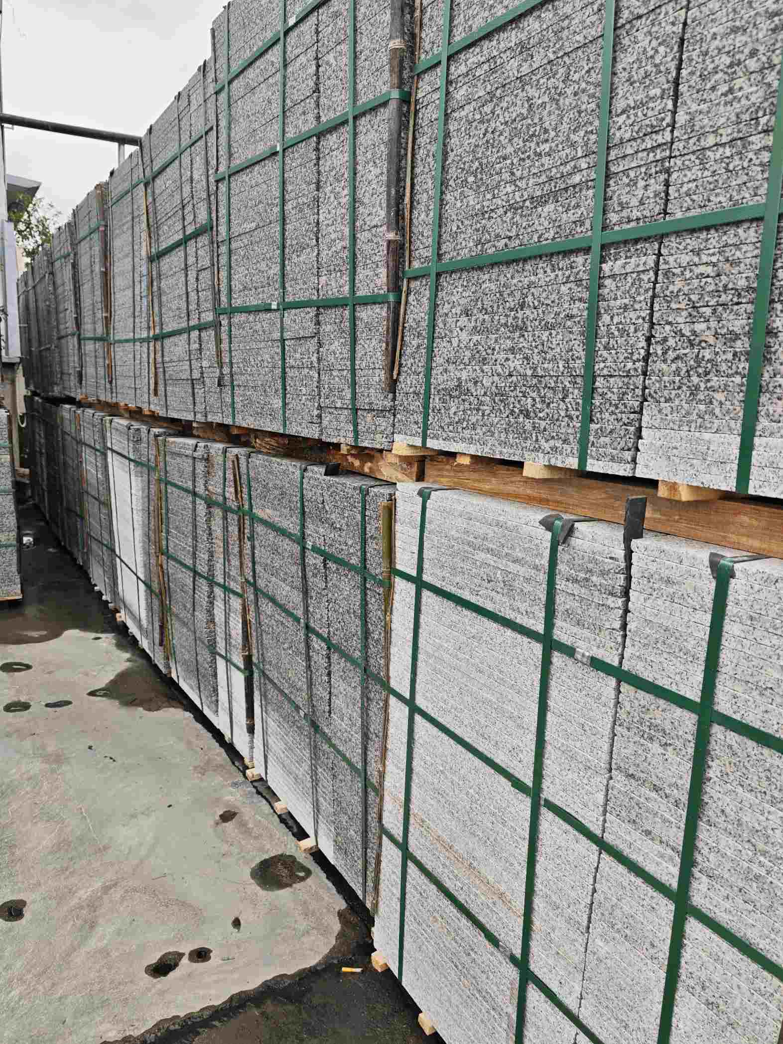 毕节芙蓉白地铺石，石材地铺石