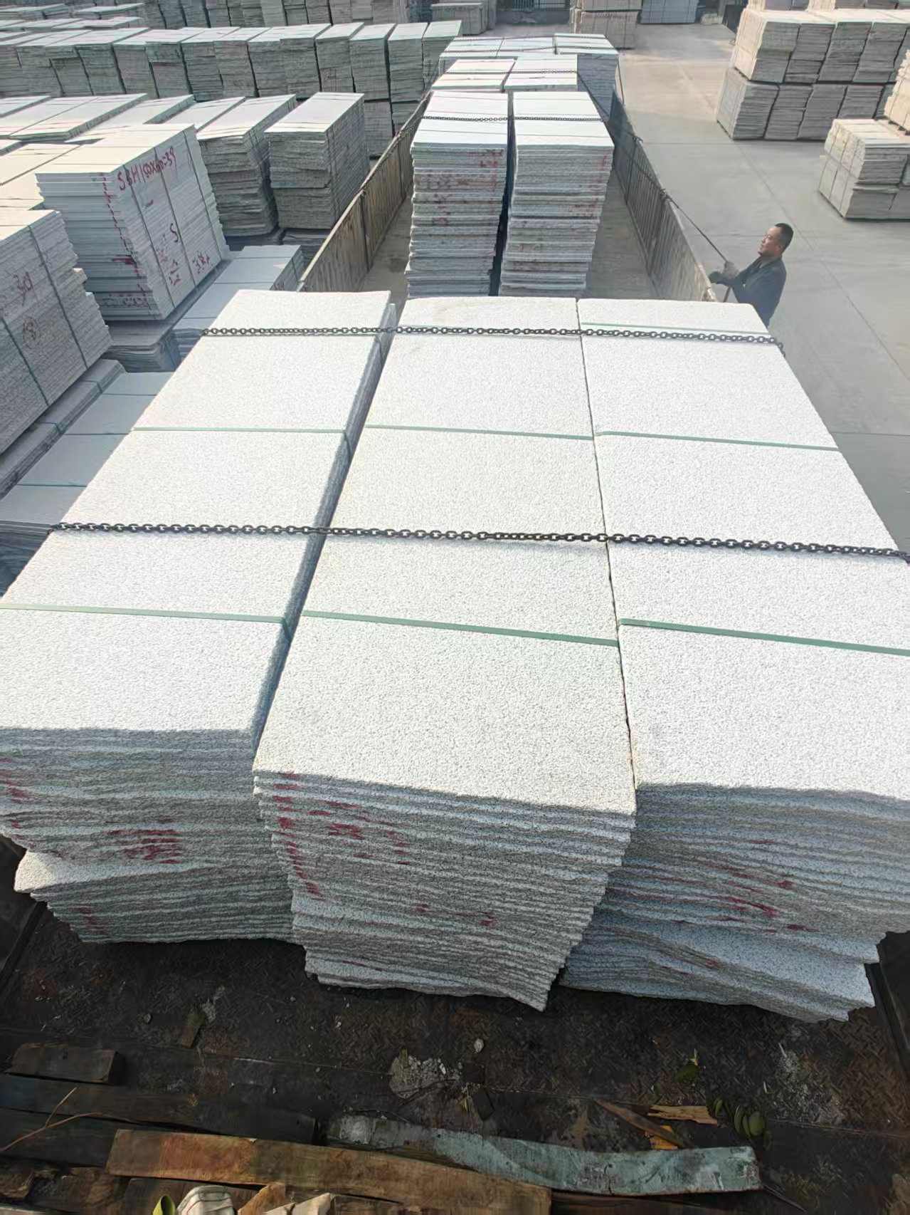 毕节芝麻白毛板，石材毛板