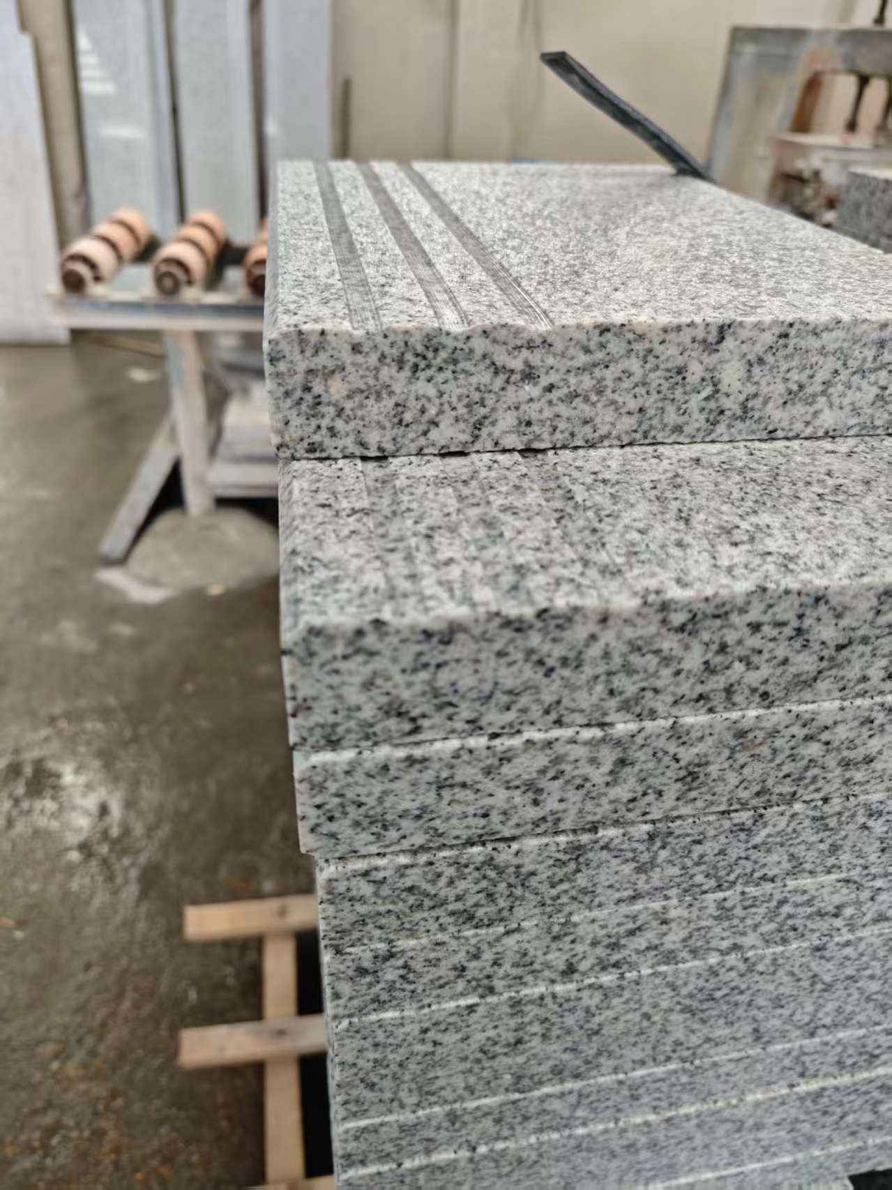 毕节芝麻白楼梯踏步