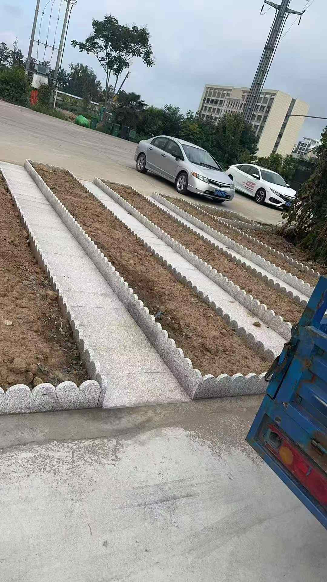 毕节芝麻白花边石