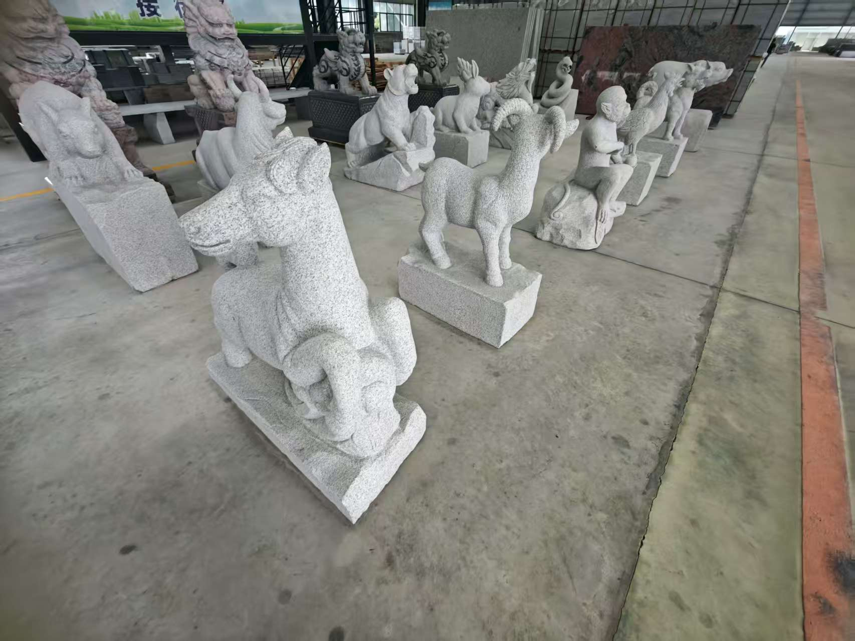 毕节芝麻白雕刻 十二生肖 异形雕刻