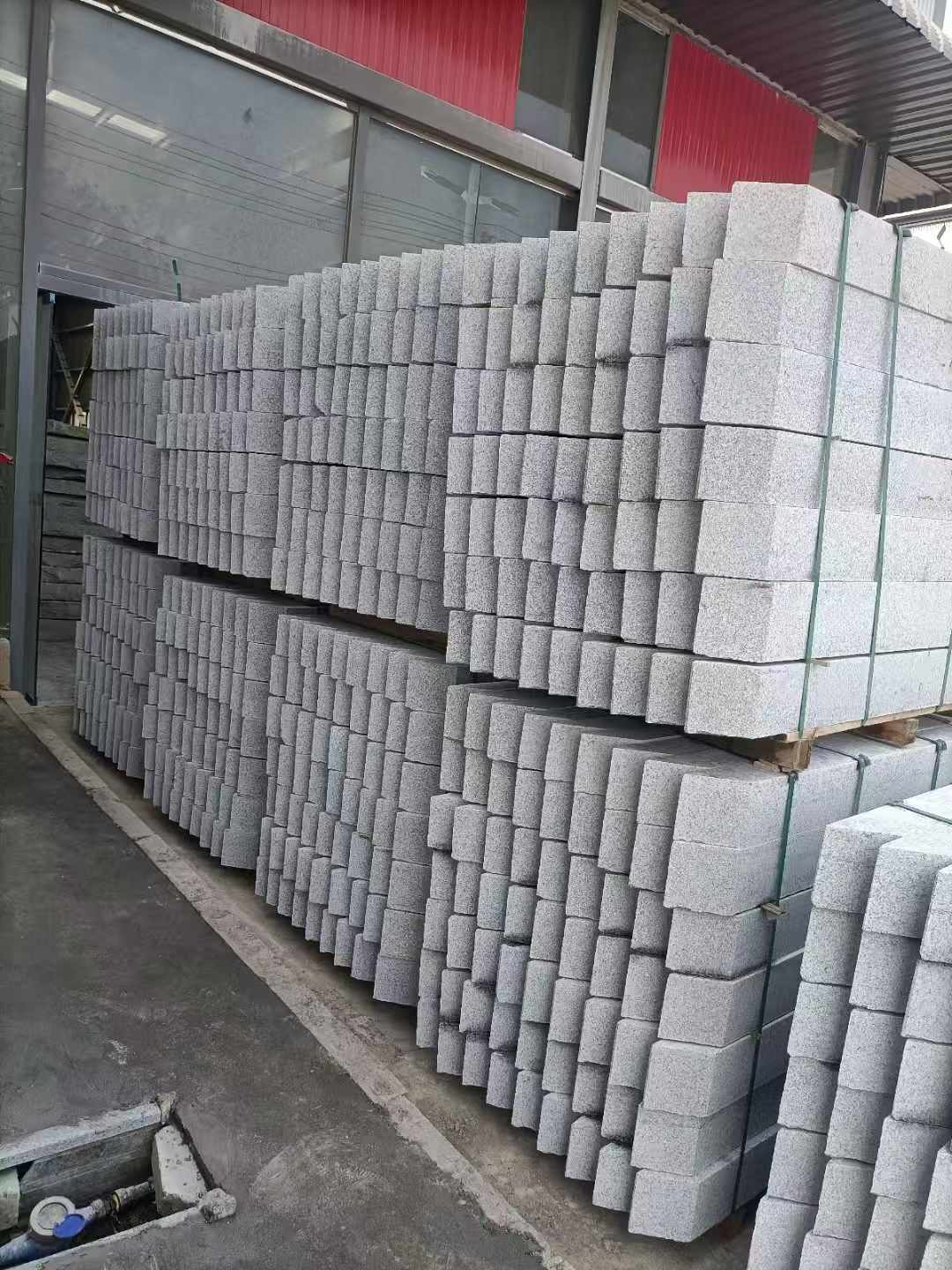 毕节芝麻白树围石 树池